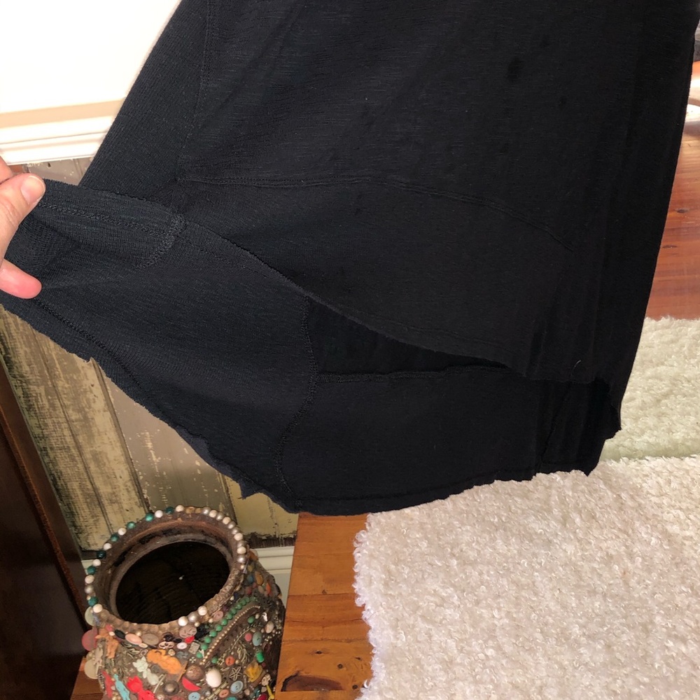 Black T-shirt dress with hi-low raw edge hem - Picture 3 of 8